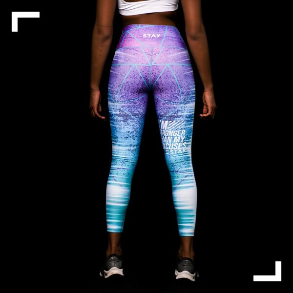 STAY LEGGINS PRETINA ALTA ESTAMPADA / MORADO / CELESTE  TALLA S